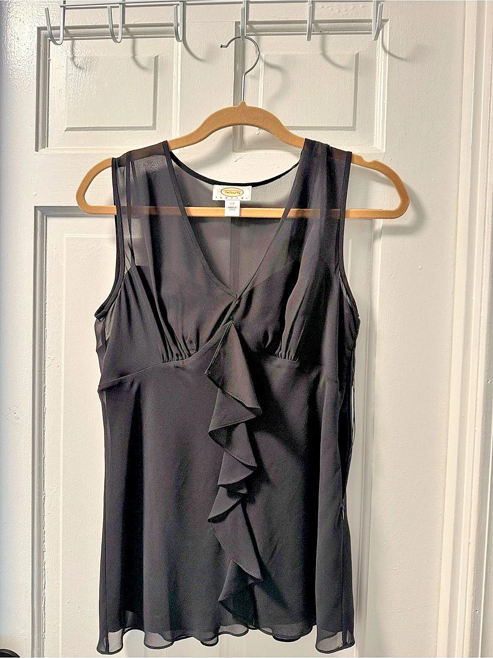 Talbots Ruffle Front Blouse in Black Size 10P Like New